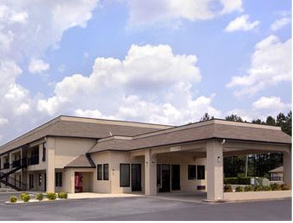 Days Inn By Wyndham Biscoe Esterno foto