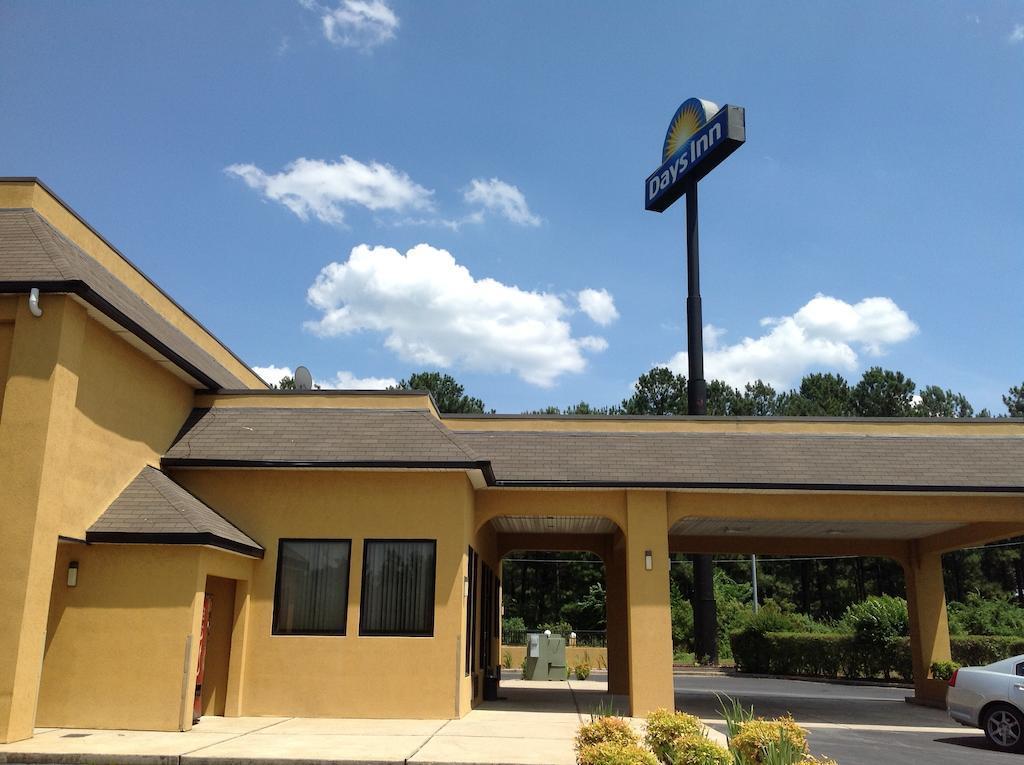 Days Inn By Wyndham Biscoe Esterno foto